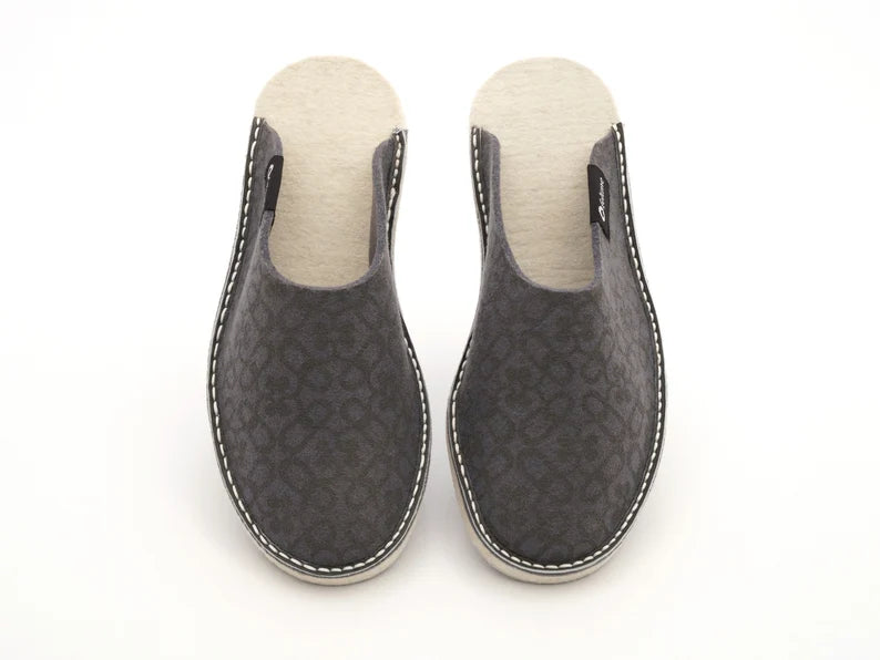 Dark Grey Feltme Slipper