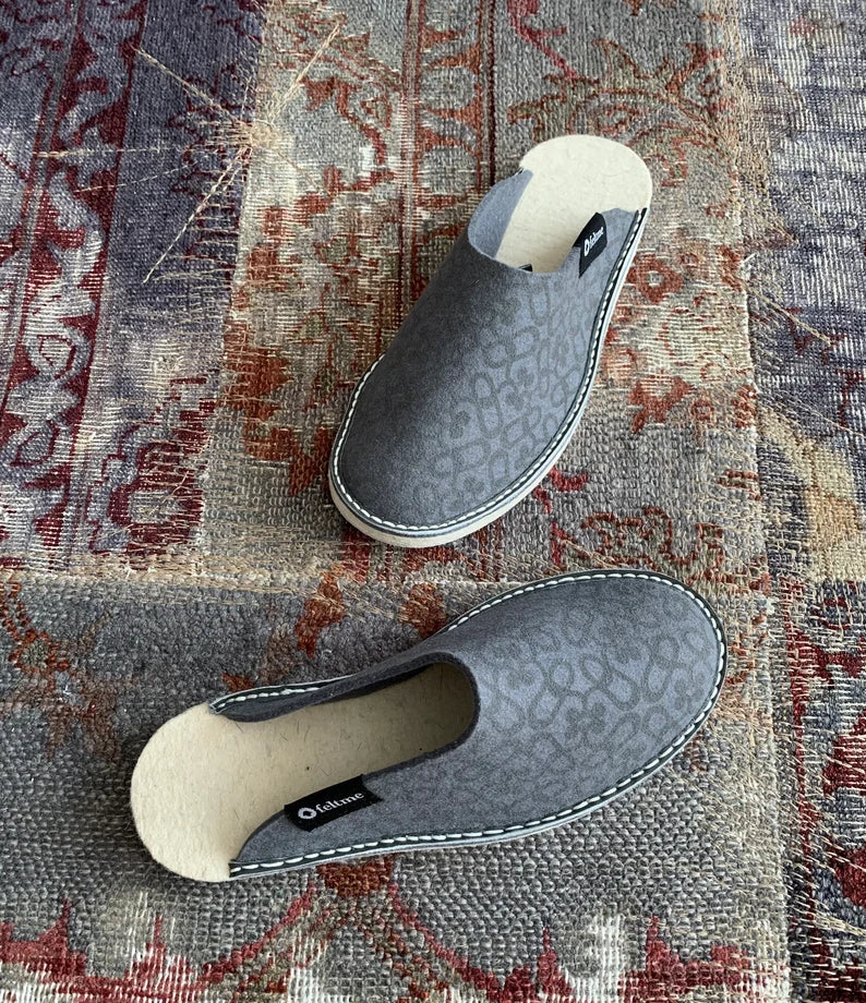 Dark Grey Feltme Slipper